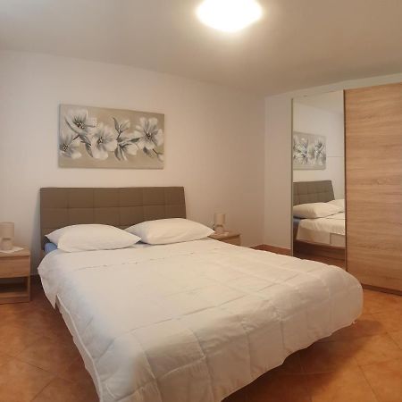 Apartments Tuzlak Повиле Екстериор снимка